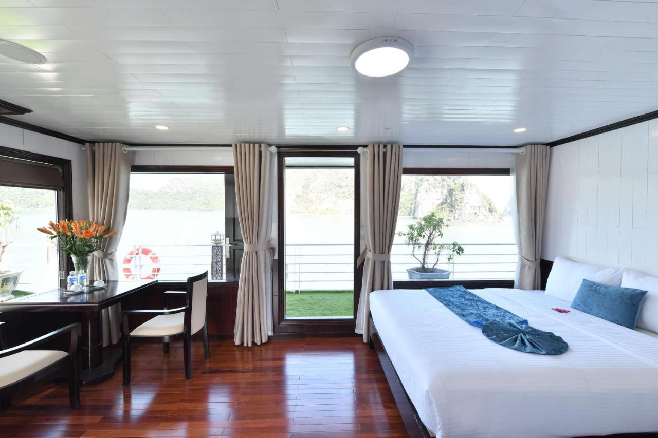 Halong Sapphire Cruise Hotel Nan Giang Exterior photo