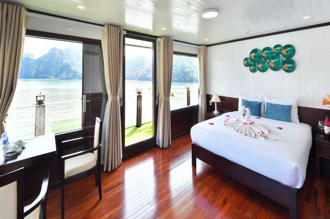 Halong Sapphire Cruise Hotel Nan Giang Exterior photo